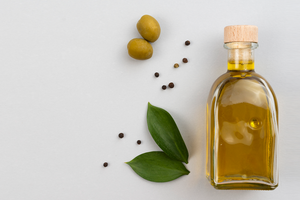 Оливкова олія в косметиці Olea Europaea (Olive) Fruit oil